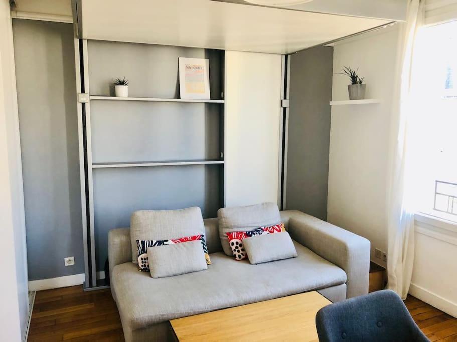 Cosy Studio Near Public Transport Apartment Paris Luaran gambar